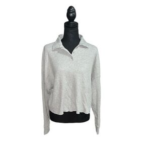 3/25$ (Mix)RETROD Light Heather Gray V-Neck Long Cropped Sleeve Size S